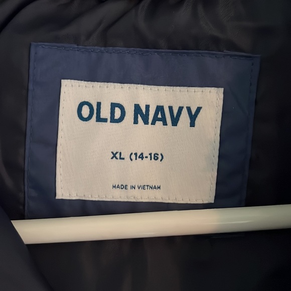 Boys Old Navy Puffer Jacket - Picture 5 of 7